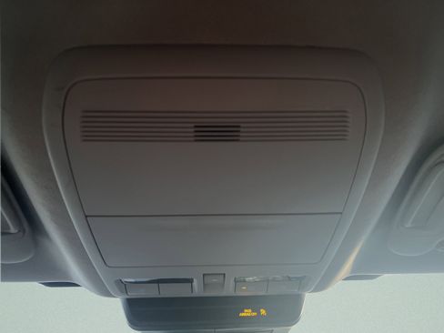 Used 2025 MAZDA CX-30 AWD 2.5 S w/ Preferred Package image 2