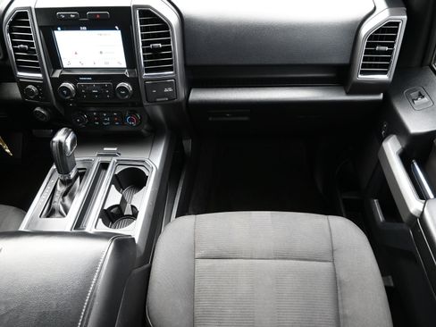 Used 2016 Ford F150 XLT w/ Equipment Group 302A Luxury image 39