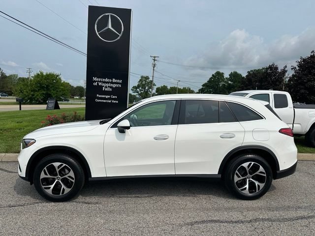 Certified 2025 Mercedes-Benz GLC 350e 4MATIC image 2