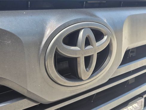 Used 2023 Toyota Tundra SR5 w/ SR5 Premium Package AWD/4WD image 20