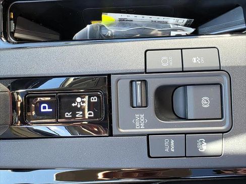 New 2026 Toyota Prius Plug-In Hybrid FWD image 28