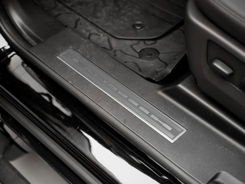 Used 2024 GMC Hummer EV 2X image 53