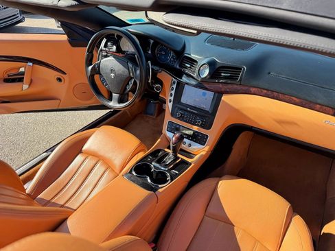 Used 2010 Maserati GranTurismo Convertible RWD image 77