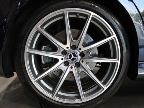 Used 2020 Mercedes-Benz S 560 Sedan w/ AMG Line Exterior image 35
