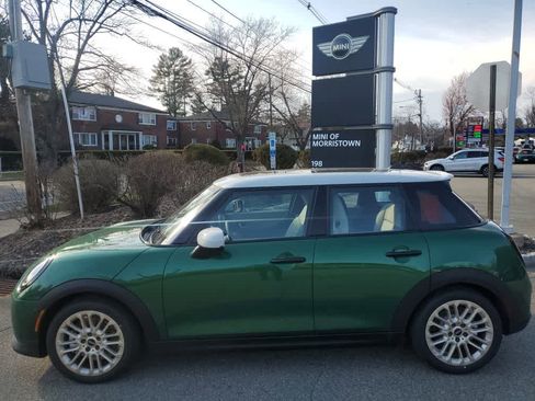 New 2026 MINI Cooper S FWD image 2