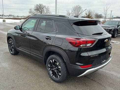 Certified 2023 Chevrolet TrailBlazer LT w/ Convenience Package image 3