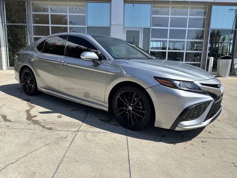 Used 2023 Toyota Camry XSE w/ Cold Weather Package AWD/4WD image 2
