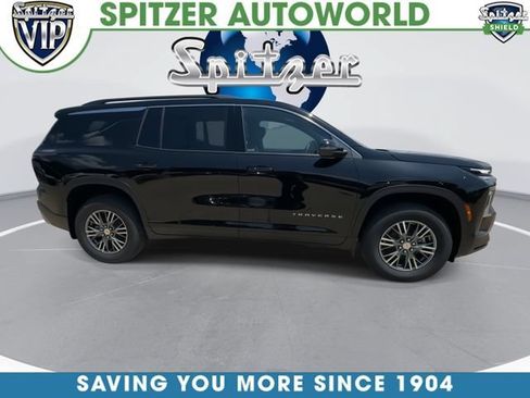 New 2026 Chevrolet Traverse LT w/ LPO, Floor Liner Package AWD/4WD image 9