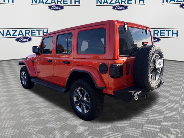 Used 2018 Jeep Wrangler Unlimited Sahara AWD/4WD image 5