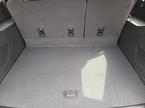 New 2026 Chevrolet Suburban LT w/ Comfort Package RWD image 5