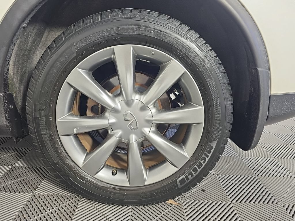 Used 2017 INFINITI QX50 2WD w/ Premium Package image 9
