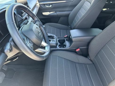 Used 2025 Honda CR-V Sport image 30