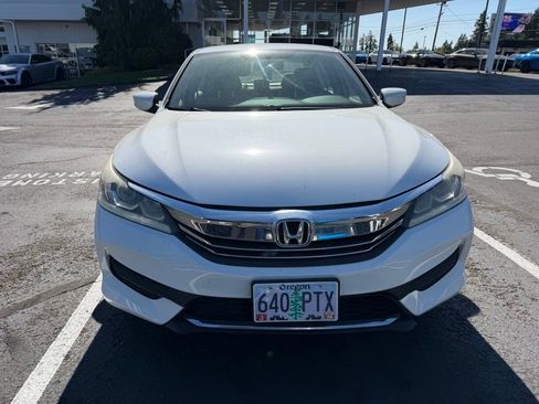 Used 2016 Honda Accord LX image 2
