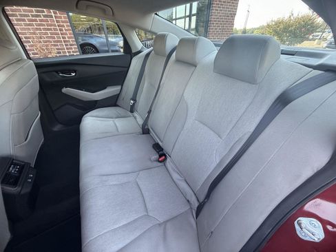 Used 2025 Honda Accord LX image 16