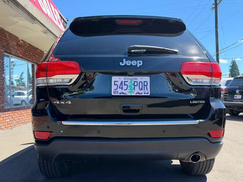 Used 2018 Jeep Grand Cherokee Limited AWD/4WD image 6
