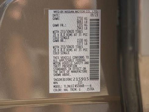 Used 2024 Nissan Pathfinder Platinum w/ Black Appearance Package image 44