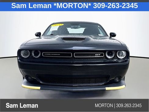 Used 2022 Dodge Challenger GT image 2