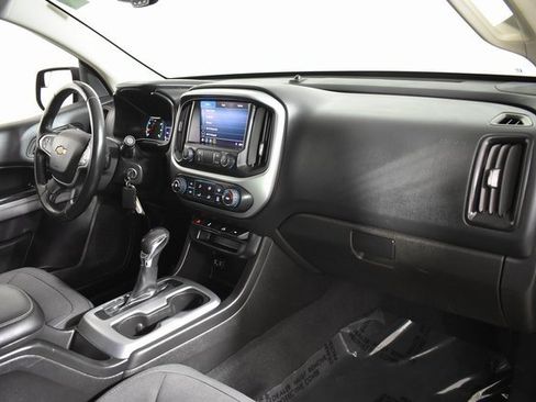 Used 2022 Chevrolet Colorado LT w/ LT Convenience Package image 36