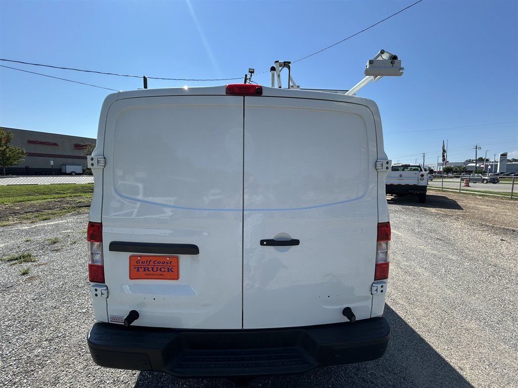 Used 2016 Nissan NV 2500 SV RWD image 6