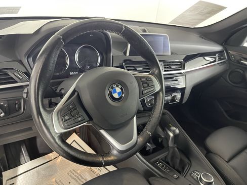 Used 2019 BMW X1 xDrive28i w/ Convenience Package image 11