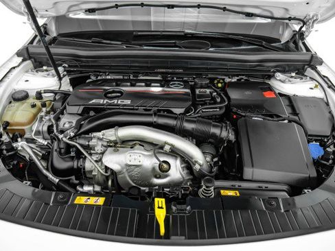 Used 2021 Mercedes-Benz GLB 35 AMG 4MATIC image 48