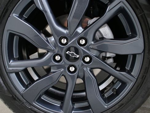 Used 2024 Chevrolet Equinox RS w/ RS Leather Package image 32