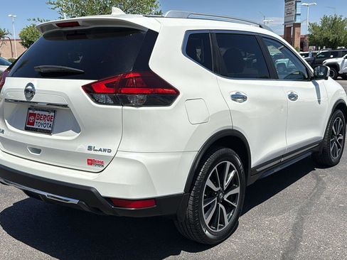 Used 2018 Nissan Rogue SL w/ Premium Package AWD/4WD image 7