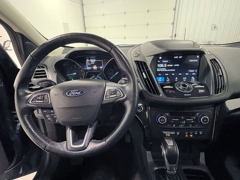 Used 2019 Ford Escape Titanium image 32