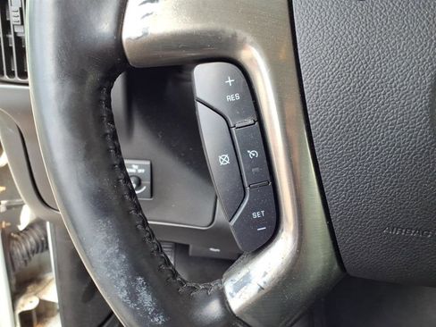 Used 2019 Chevrolet Express 2500 w/ Driver Convenience Package RWD image 12