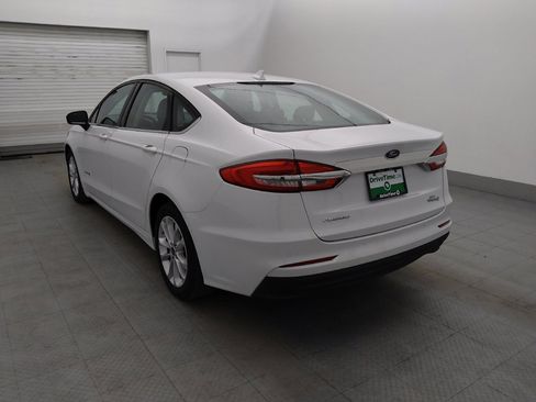 Used 2019 Ford Fusion SE FWD image 5
