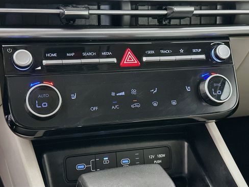 Used 2025 Hyundai Tucson SEL FWD image 23