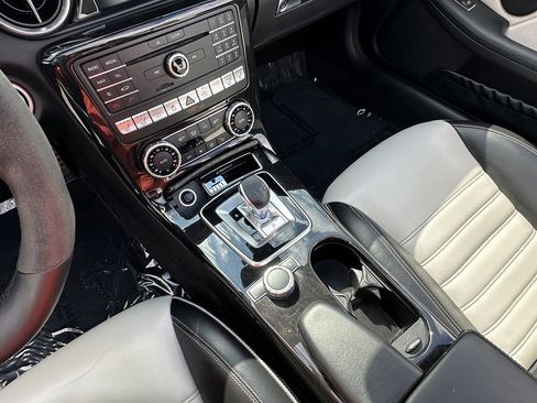 Used 2017 Mercedes-Benz SLC 43 AMG image 26
