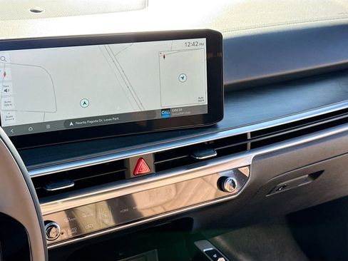 New 2026 Kia Sorento SX Prestige w/ Olive Brown Leather Package image 10