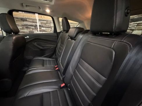 Used 2018 Ford Escape Titanium AWD/4WD image 35