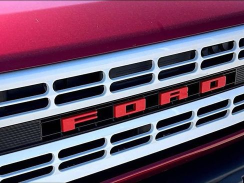 Certified 2025 Ford Bronco Heritage Edition AWD/4WD image 27