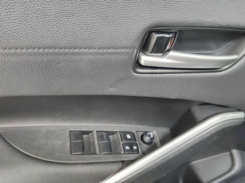 Certified 2022 Toyota Corolla Cross XLE w/ Convenience Package AWD/4WD image 15