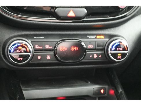 Used 2021 Kia Soul EX FWD image 44