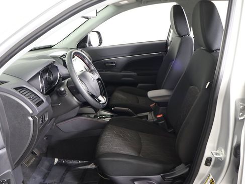 Used 2024 Mitsubishi Outlander Sport LE image 25