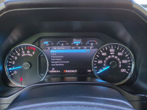 Used 2015 Ford F150 Lariat image 28