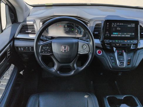 Used 2023 Honda Odyssey EX-L image 16