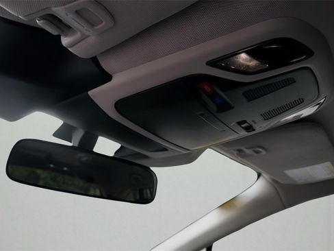 Used 2023 Subaru Outback Premium image 26