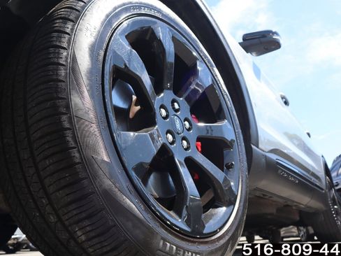 Used 2022 Ford Explorer ST w/ Equipment Group 401A image 11