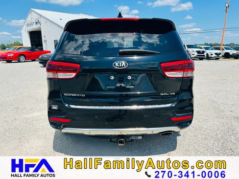 Used 2018 Kia Sorento SX AWD/4WD image 4