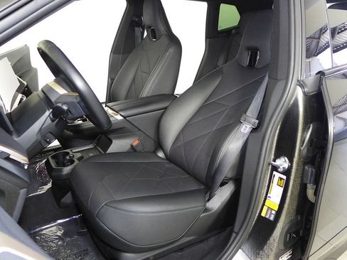 Used 2024 BMW iX xDrive50 w/ Sport Package AWD/4WD image 21
