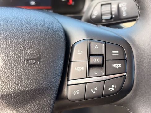 Certified 2026 Ford Maverick Lariat AWD/4WD image 28