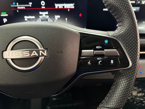 Used 2025 Nissan Ariya AWD image 26
