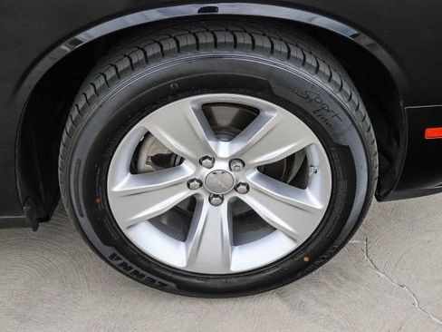 Used 2023 Dodge Challenger SXT image 14