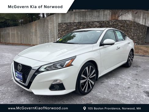 Used 2019 Nissan Altima 2.5 Platinum image 1