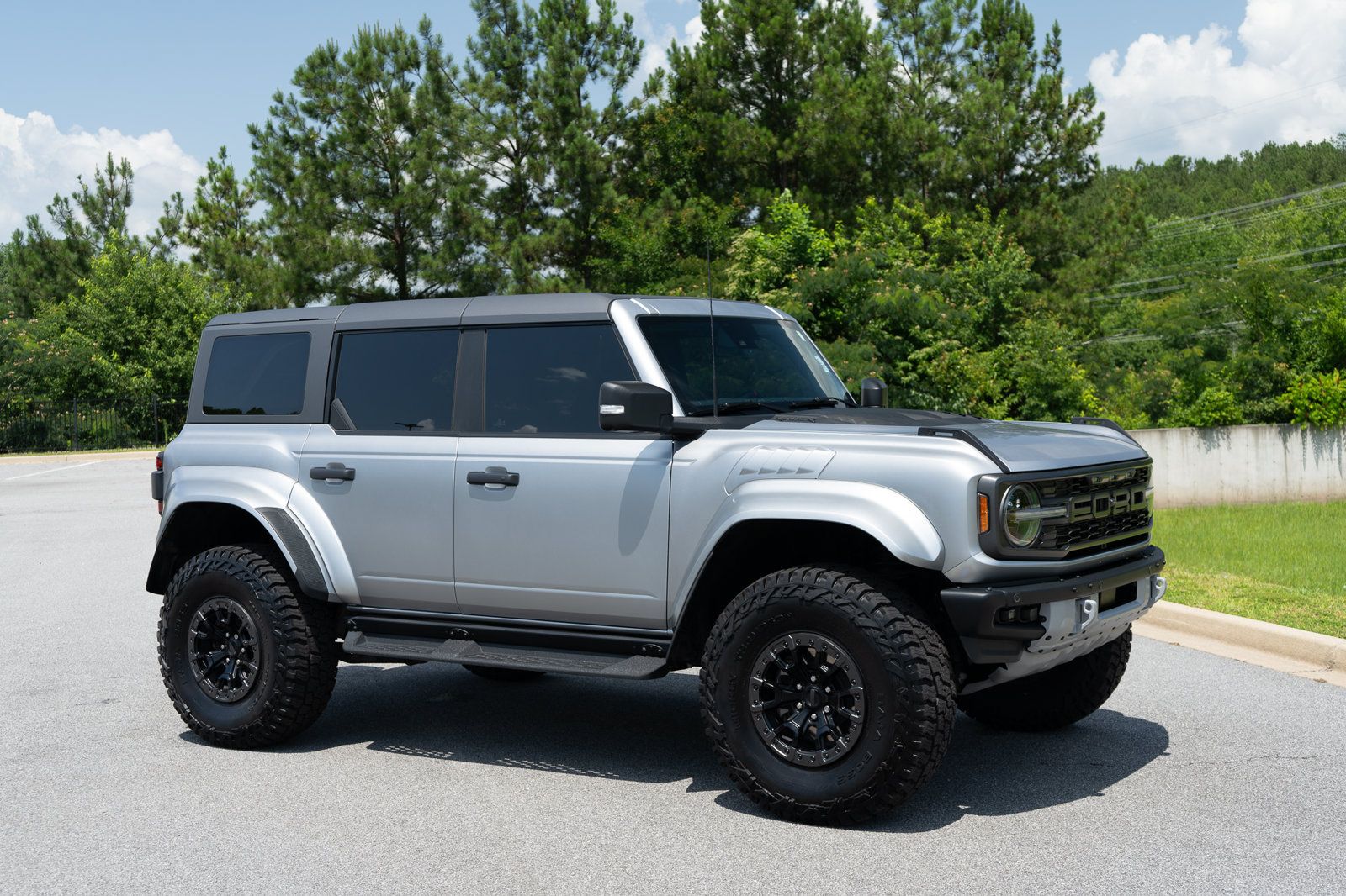 Used 2024 Ford Bronco Raptor w/ Interior Carbon Fiber Pack 6 AWD/4WD image 22