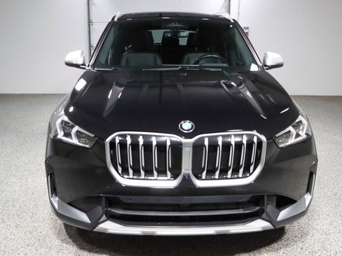 Used 2023 BMW X1 xDrive28i w/ Premium Package image 4